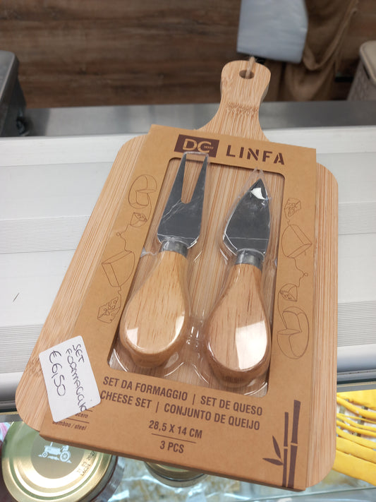 Set formaggio con forchetta e coltello